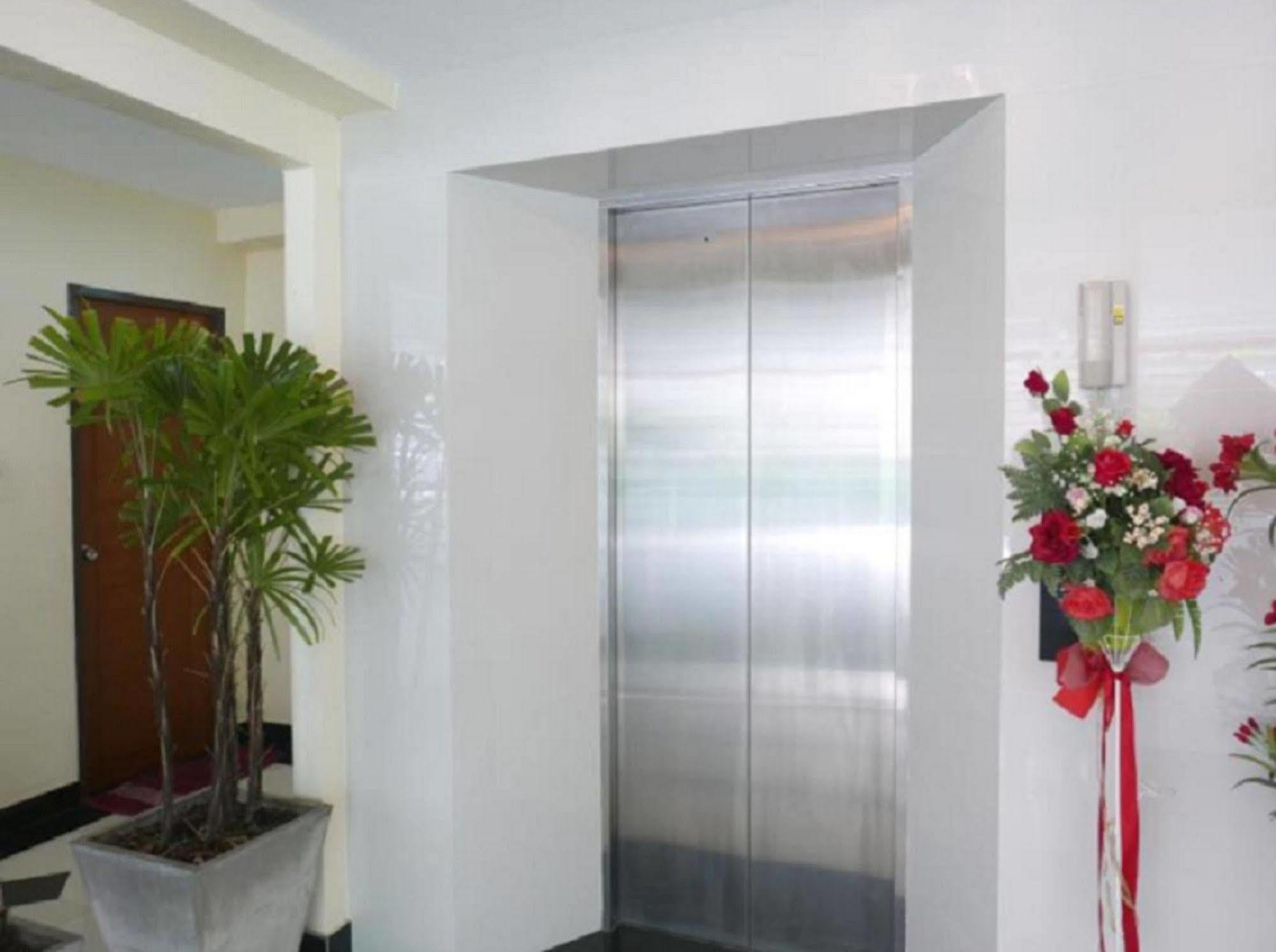 Nrv Place Apart Hotel Μπανγκόκ Εξωτερικό φωτογραφία